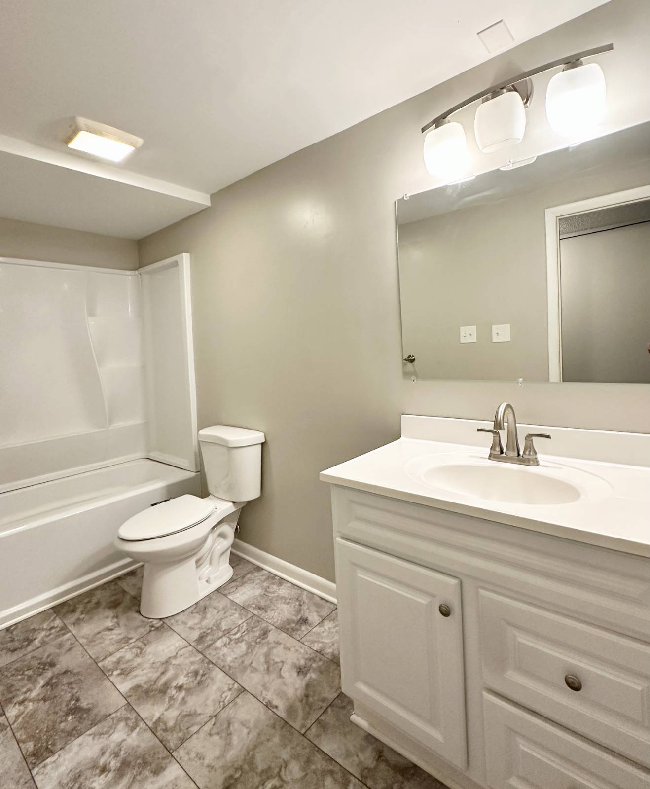 #13 photo, 1552 Helderberg Ave, #13, Rotterdam , NY 12306