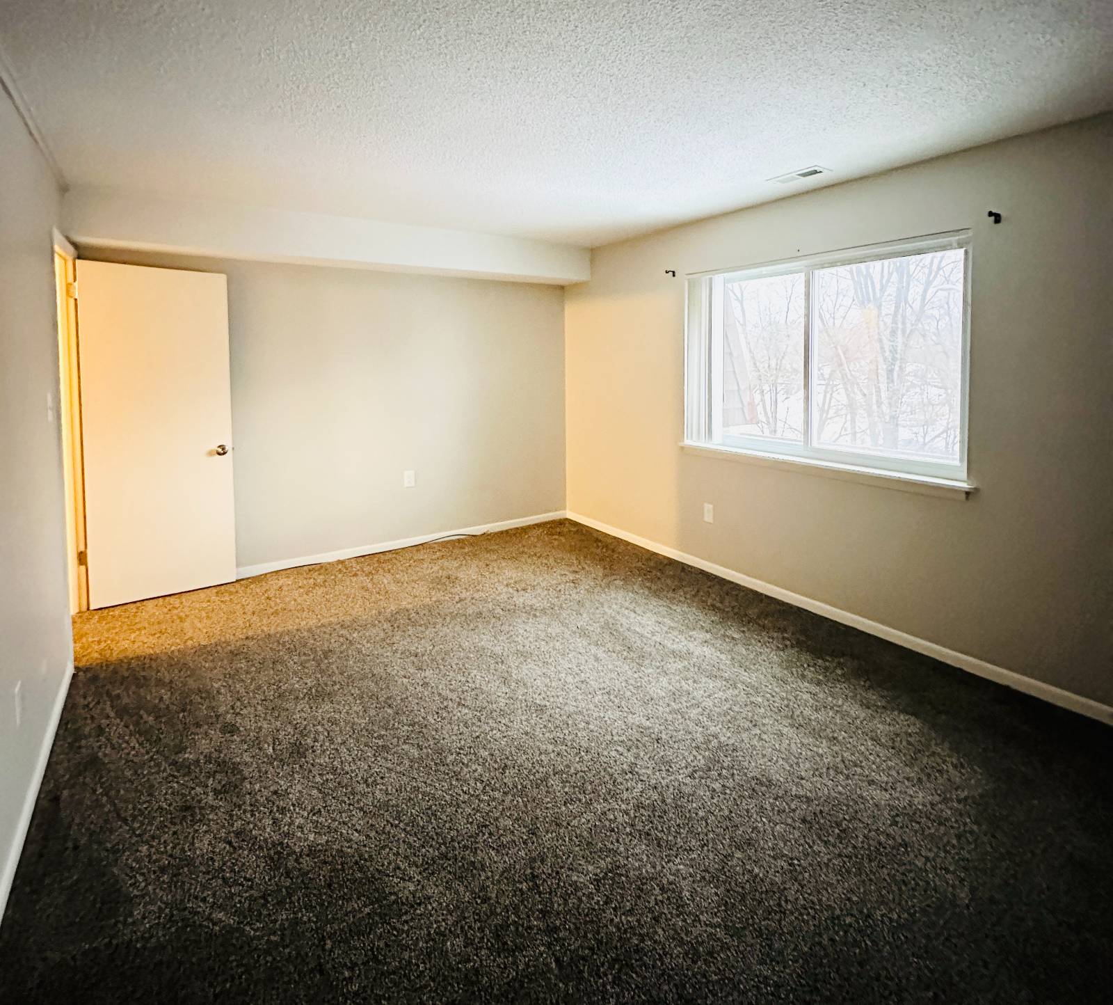 #20 photo, 1552 Helderberg Ave, #13, Rotterdam , NY 12306