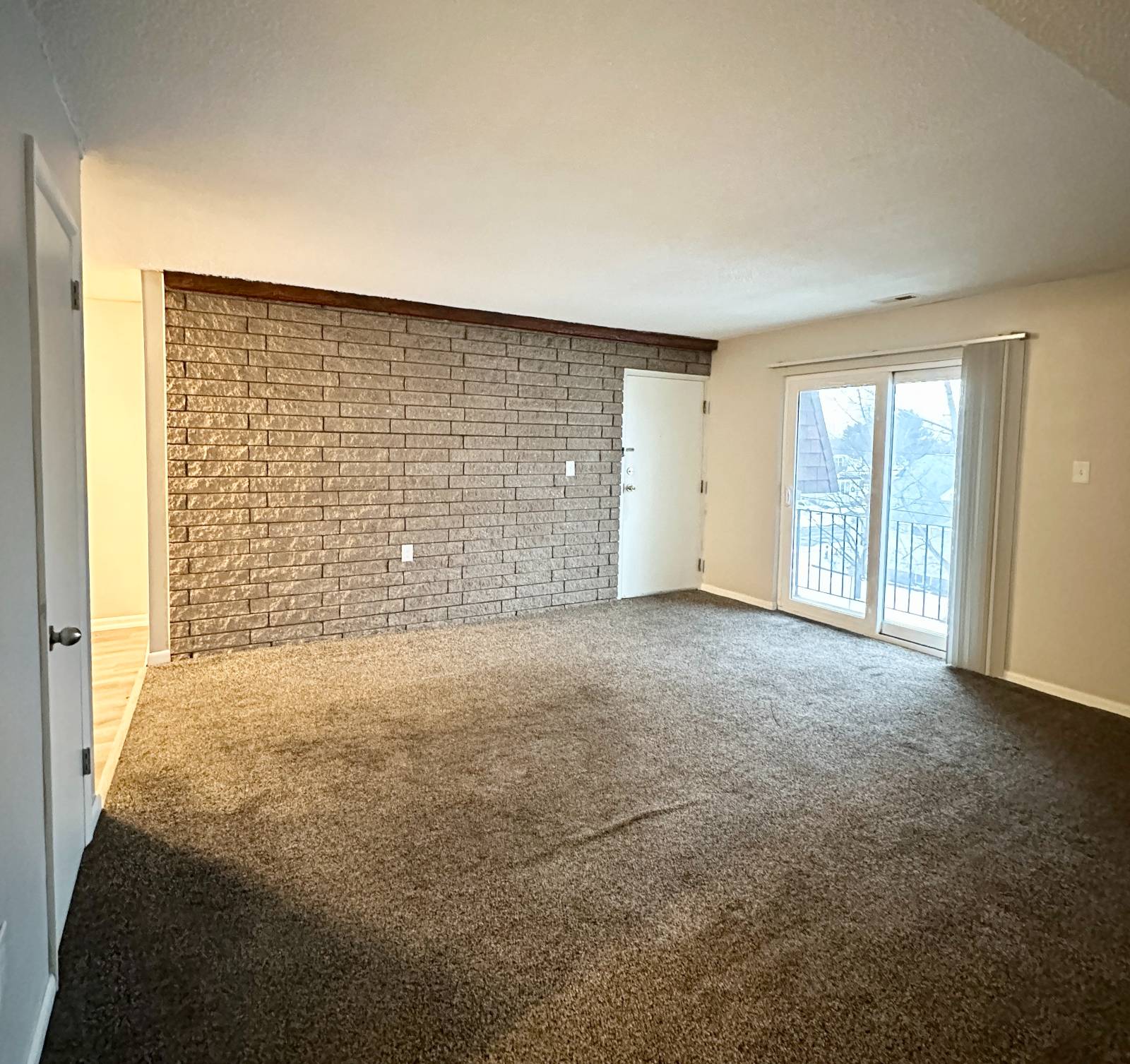 #6 photo, 1552 Helderberg Ave, #13, Rotterdam , NY 12306