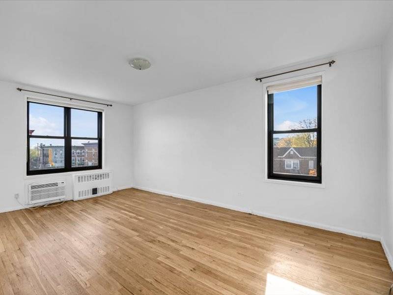 #10 photo, 877 Bay Ridge Ave, #3H, Dyker Heights , NY 11220