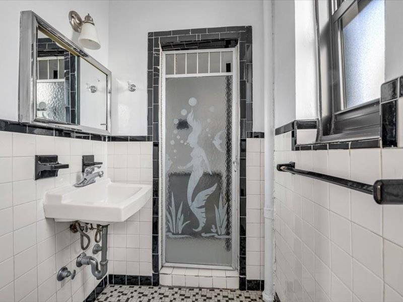 #12 photo, 877 Bay Ridge Ave, #3H, Dyker Heights , NY 11220