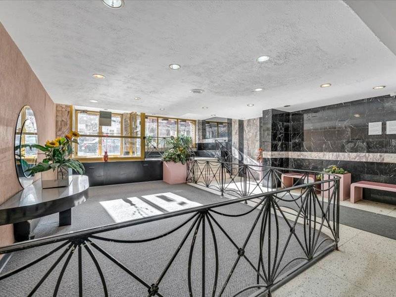 #18 photo, 877 Bay Ridge Ave, #3H, Dyker Heights , NY 11220