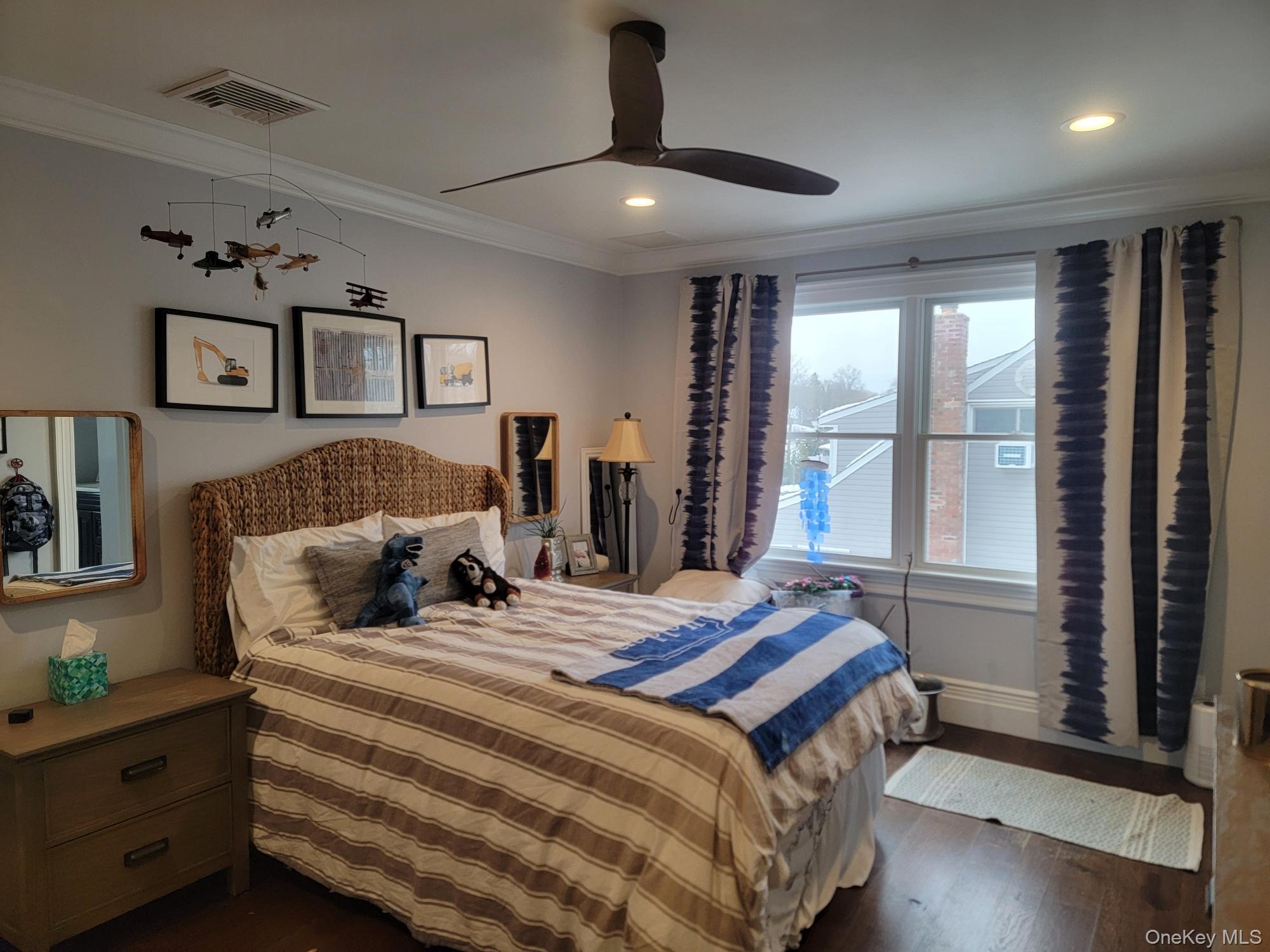 #16 photo, 9 Floral Lane, 東長島 圣占士 Saint James , NY 11780