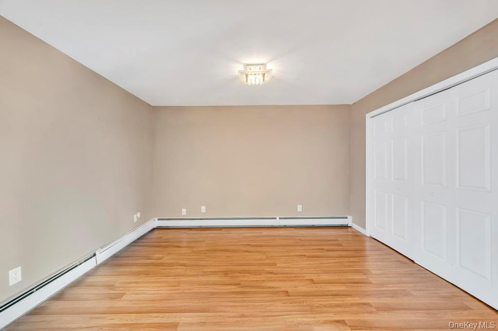 #9 photo, 7 Carto Circle, Deer Park , NY 11729