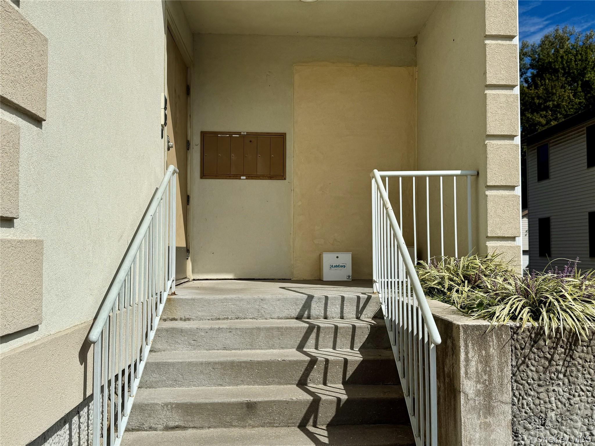 #4 photo, 153 Broadway 2nd Floor, Hawthorne , NY 10532