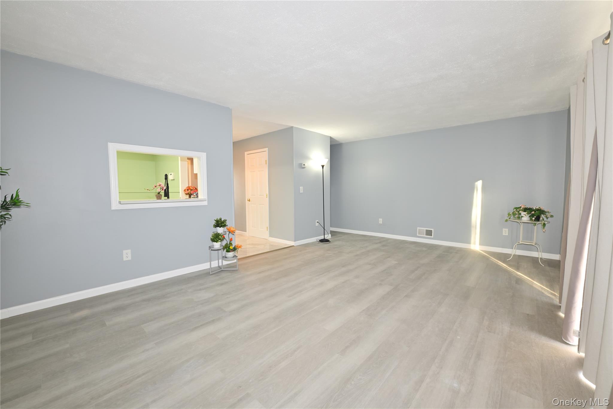 #4 photo, 14 Kensington Way, Middletown , NY 10940