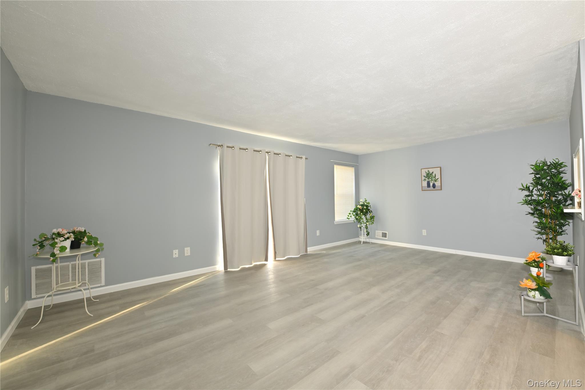 #5 photo, 14 Kensington Way, Middletown , NY 10940