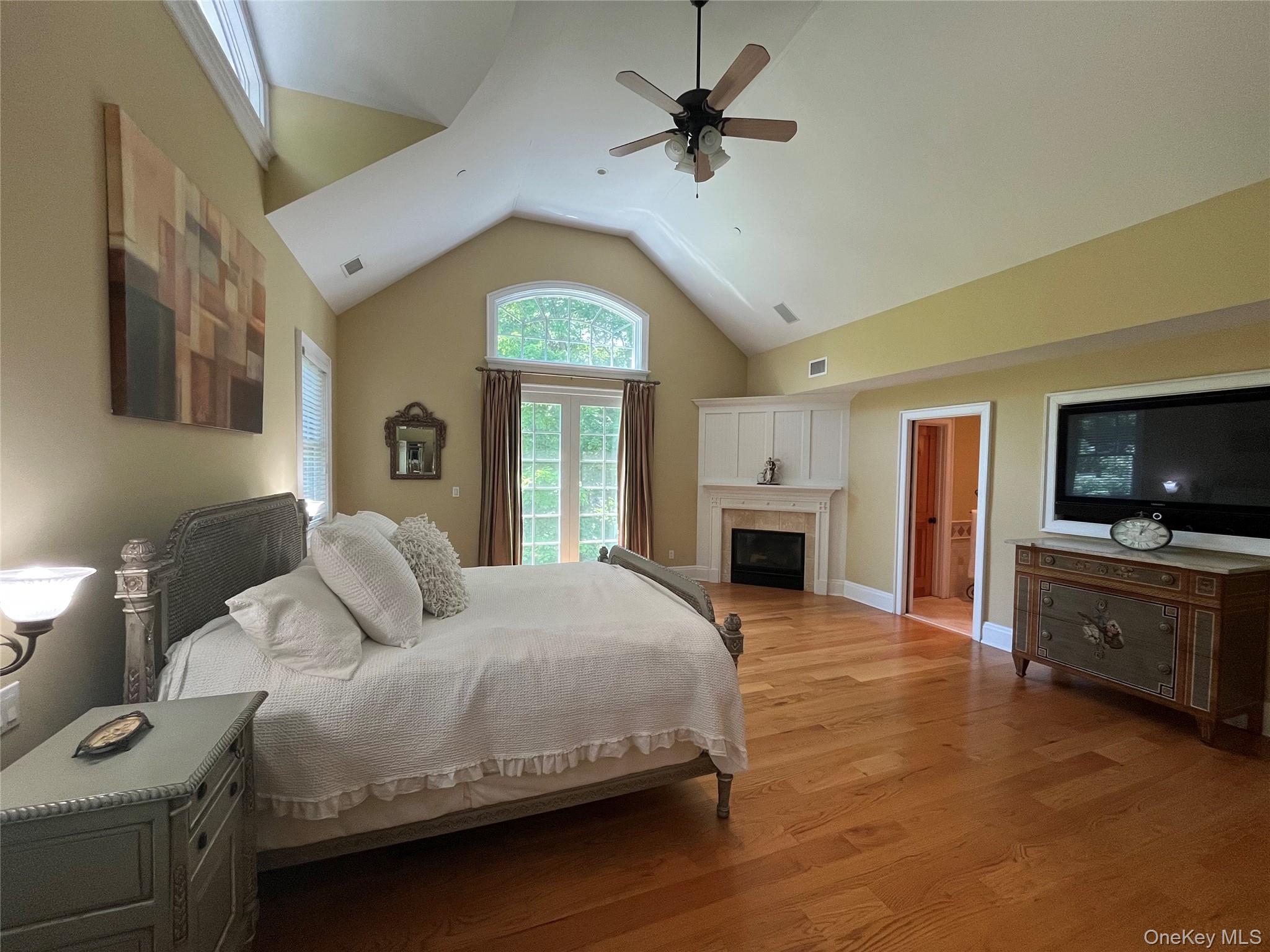 #7 photo, 38 Lincoln Avenue, Port Chester , NY 10573