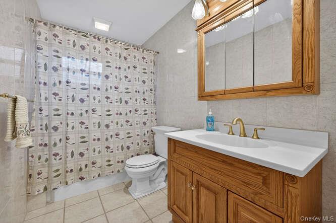 #12 photo, 400 Foch Boulevard, Mineola , NY 11501