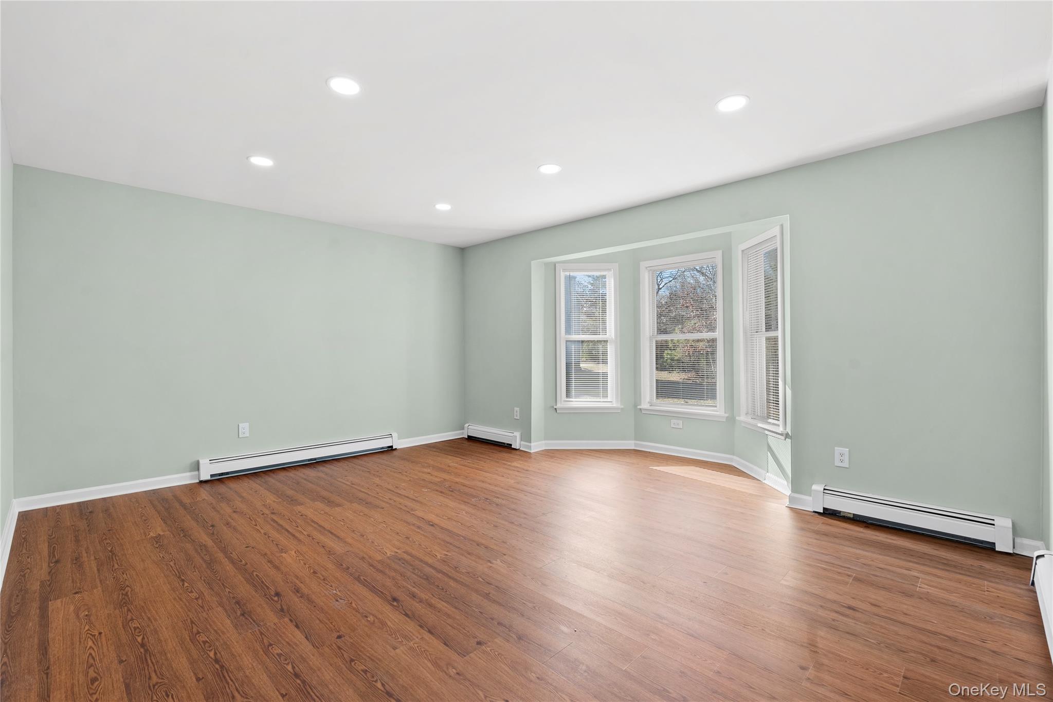 #19 photo, 11A Grand Avenue, Yaphank , NY 11980