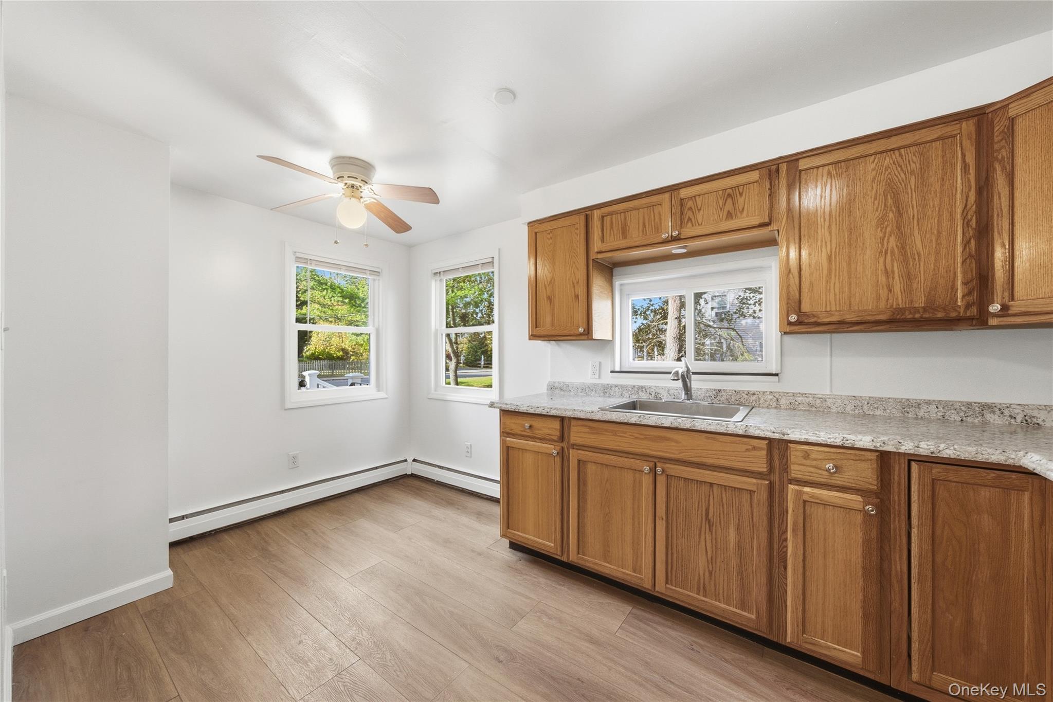 #9 photo, 81 Atlantic Avenue, Саффолк ‖ West Sayville , NY 11796