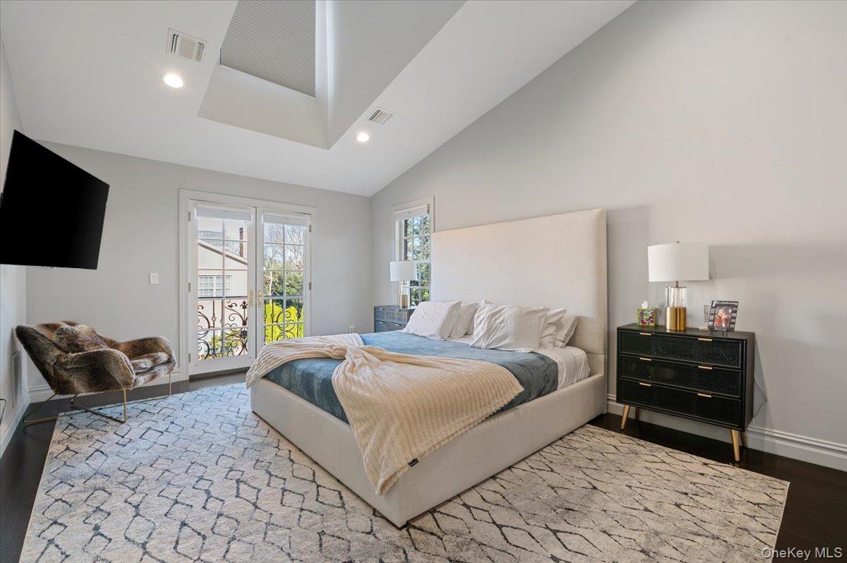 #18 photo, 32 The Preserve, Woodbury , NY 11797