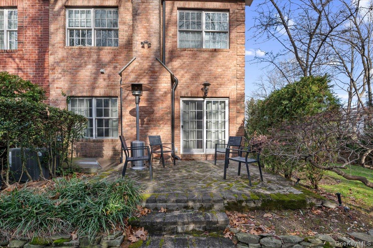 #3 photo, 32 The Preserve, Woodbury , NY 11797