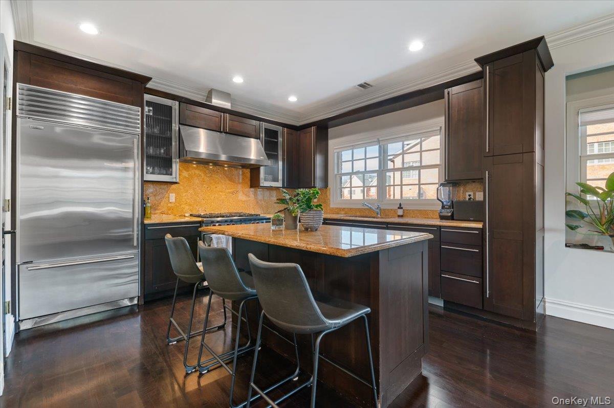 #9 photo, 32 The Preserve, Woodbury , NY 11797