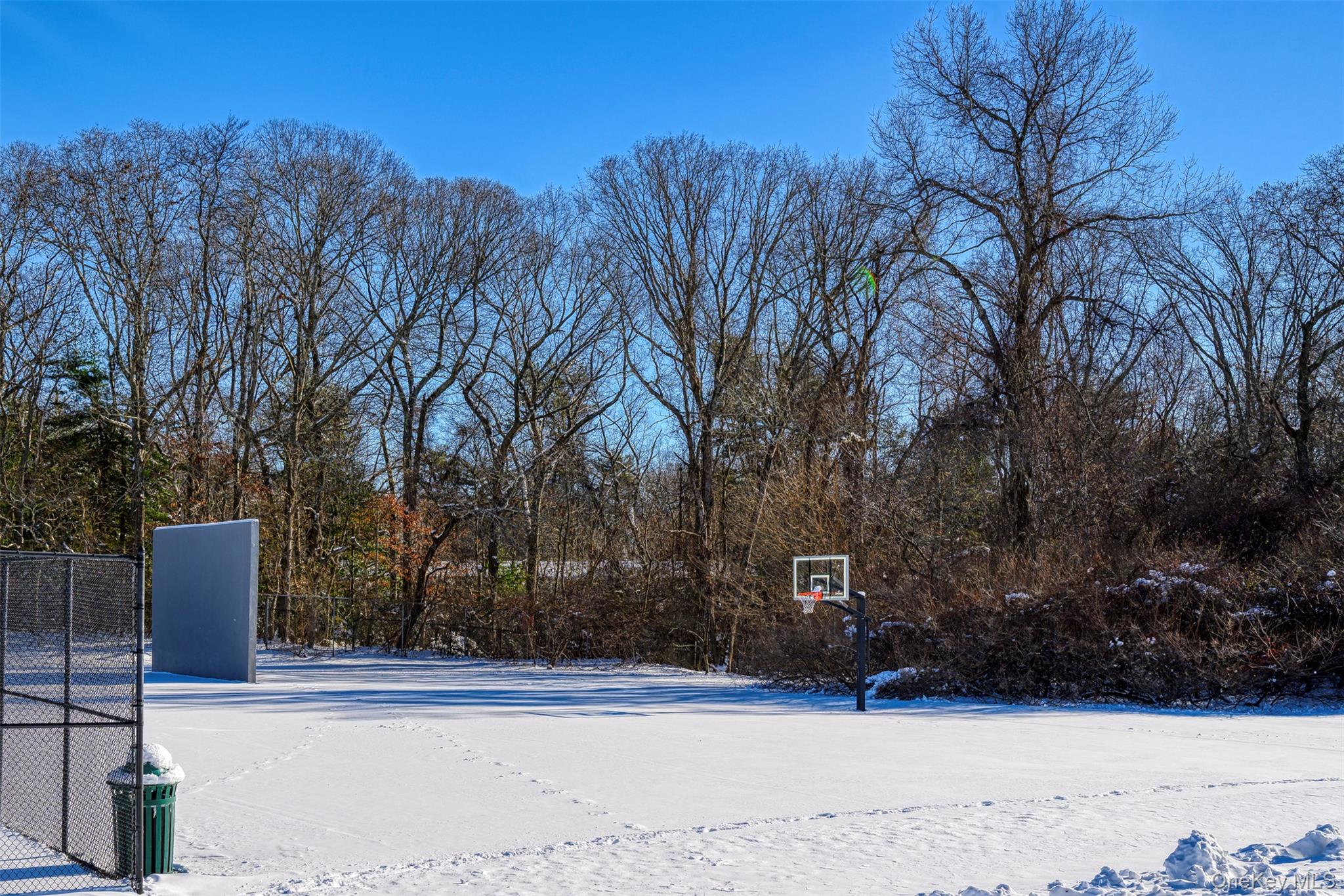 #10 photo, 64 Artist Lake Drive, Саффолк ‖ Middle Island , NY 11953