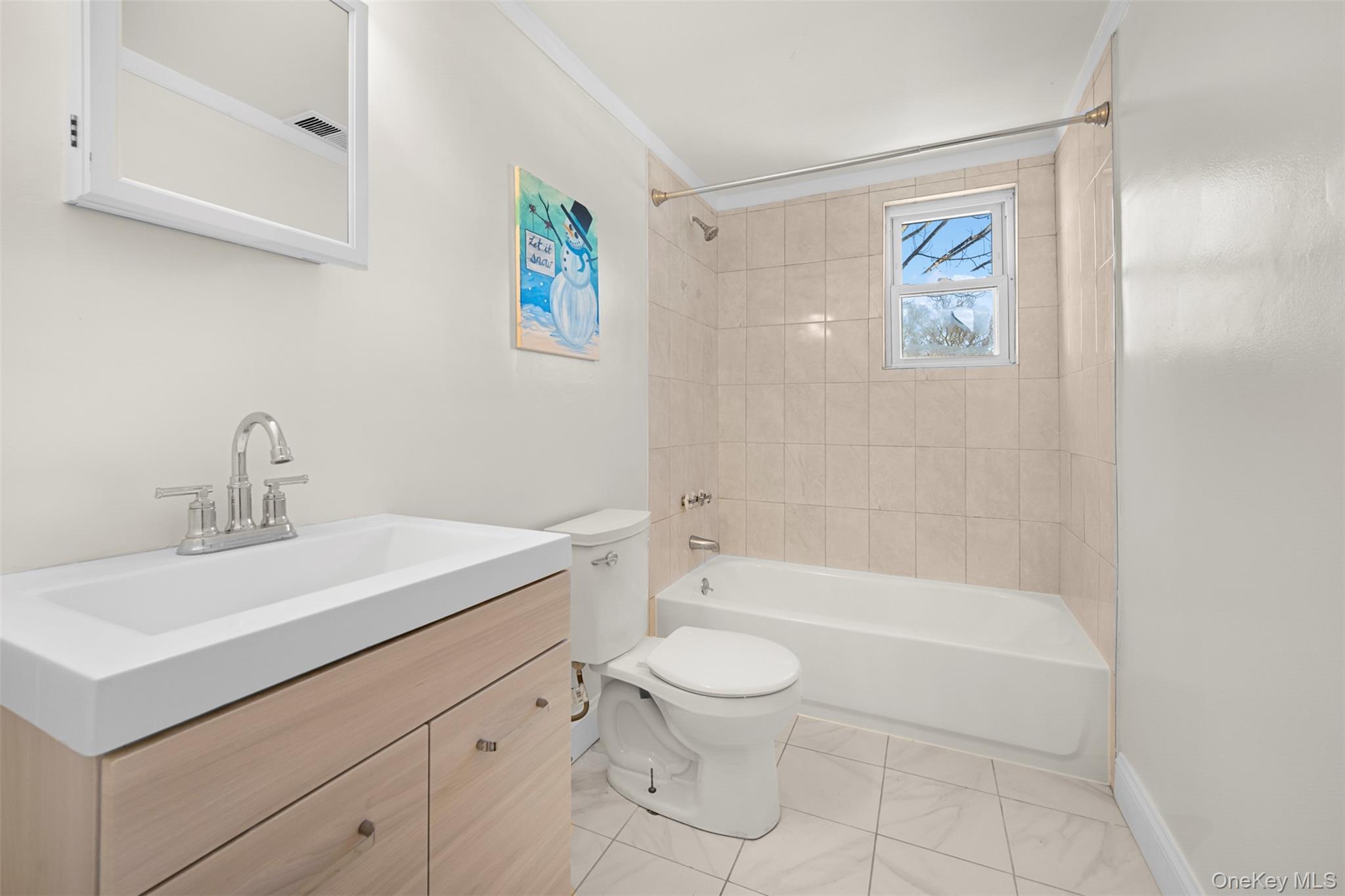 #11 photo, 64 Artist Lake Drive, Саффолк ‖ Middle Island , NY 11953