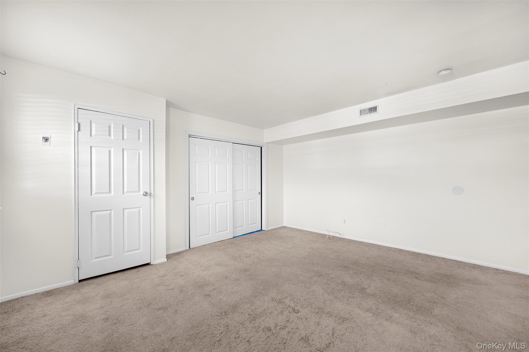 #16 photo, 64 Artist Lake Drive, Саффолк ‖ Middle Island , NY 11953