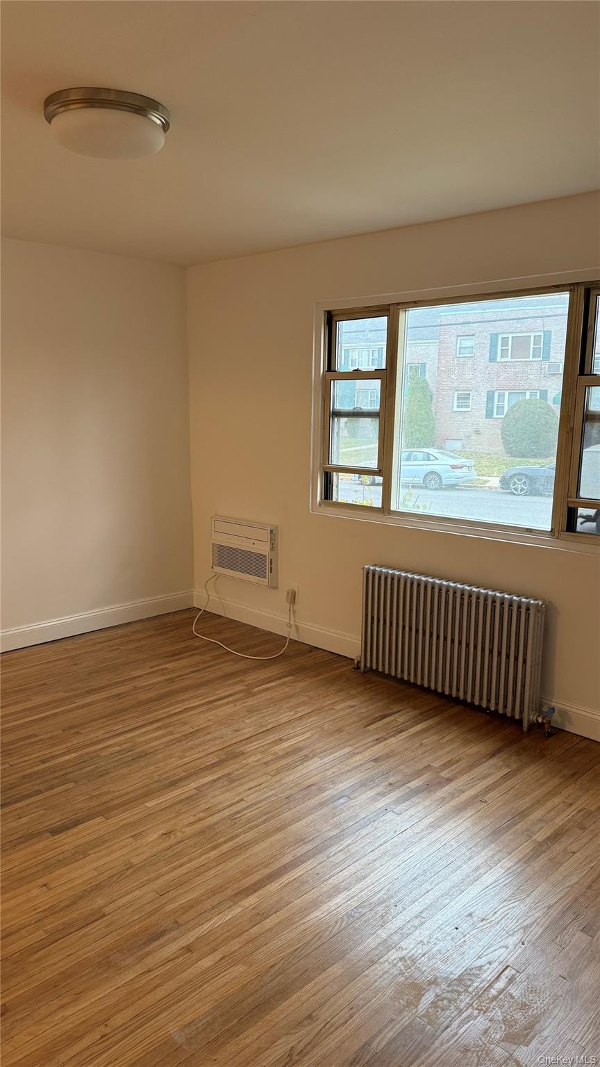 #7 photo, 1003 Rottkamp Street, Valley Stream , NY 11580