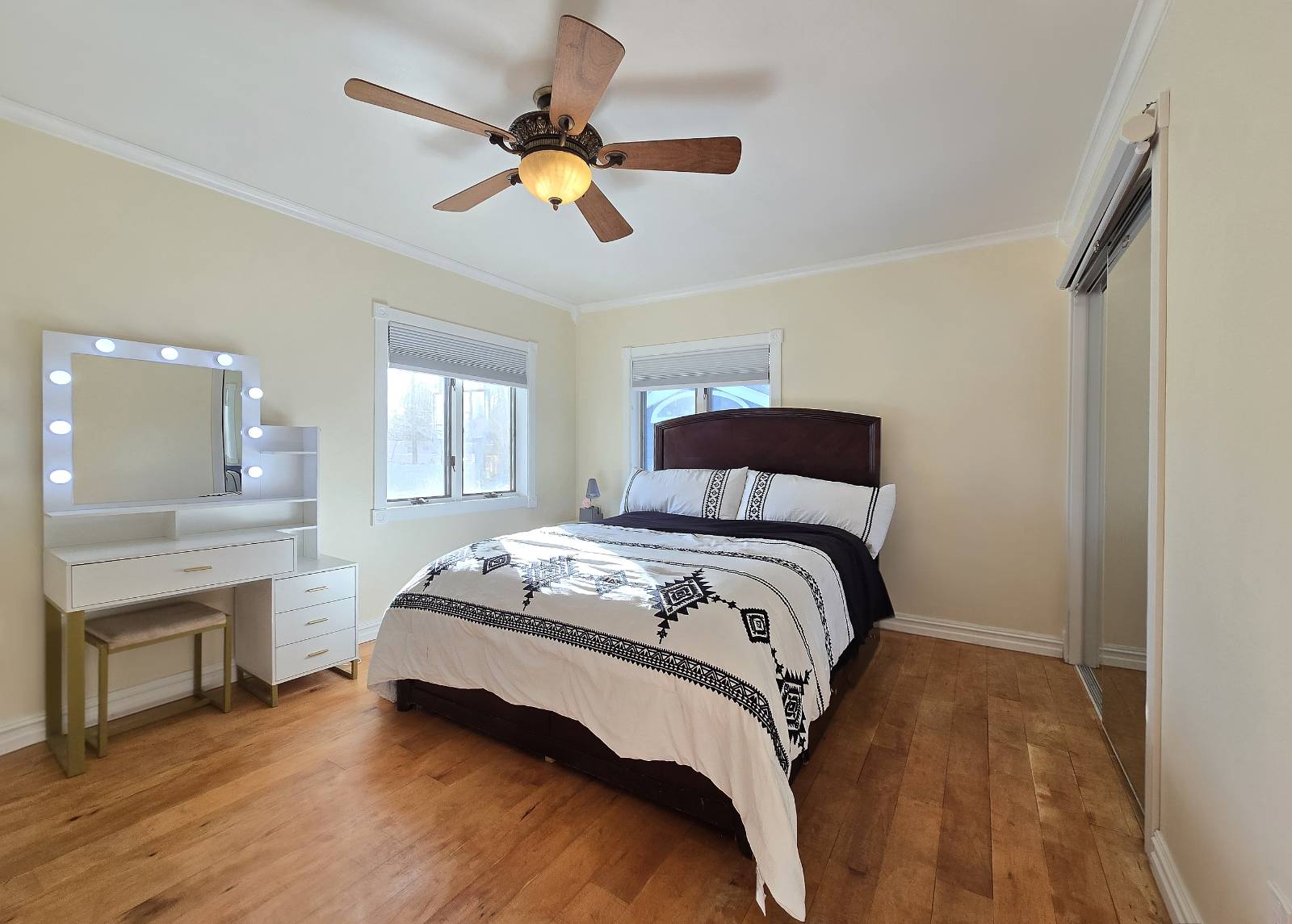 #10 photo, 116 Bellport Ave, Bellport , NY 11713