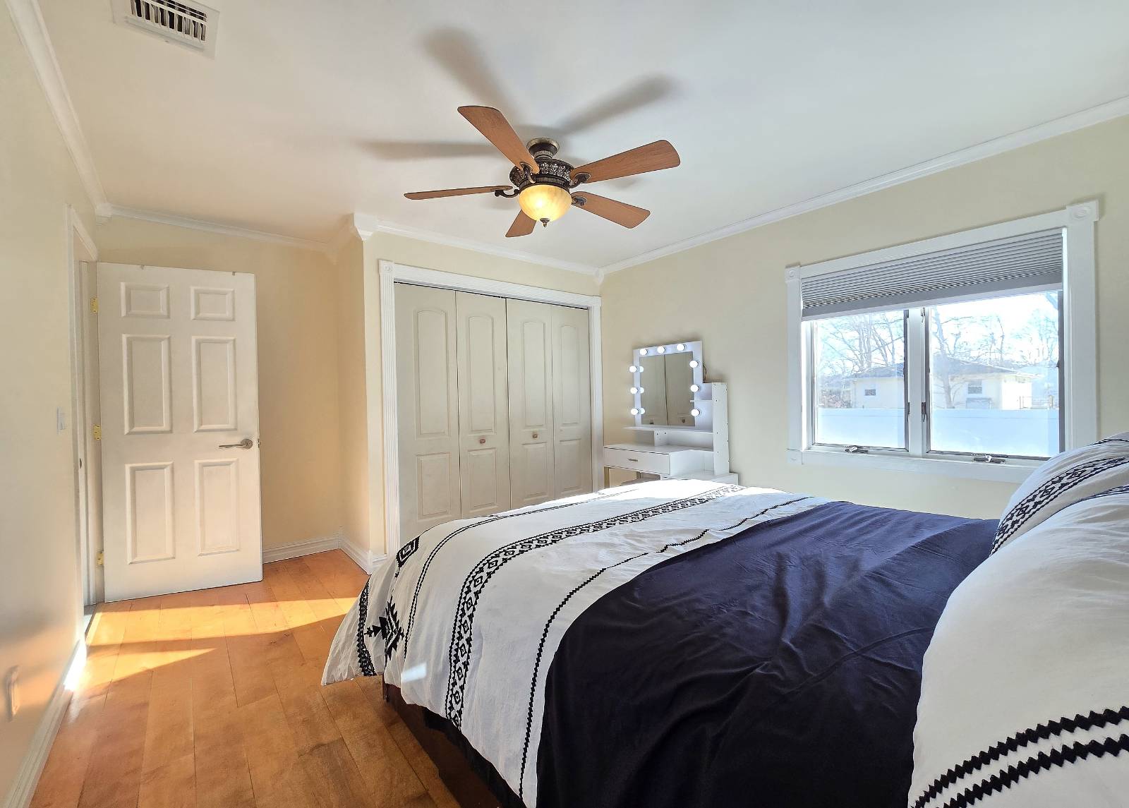 #11 photo, 116 Bellport Ave, Bellport , NY 11713