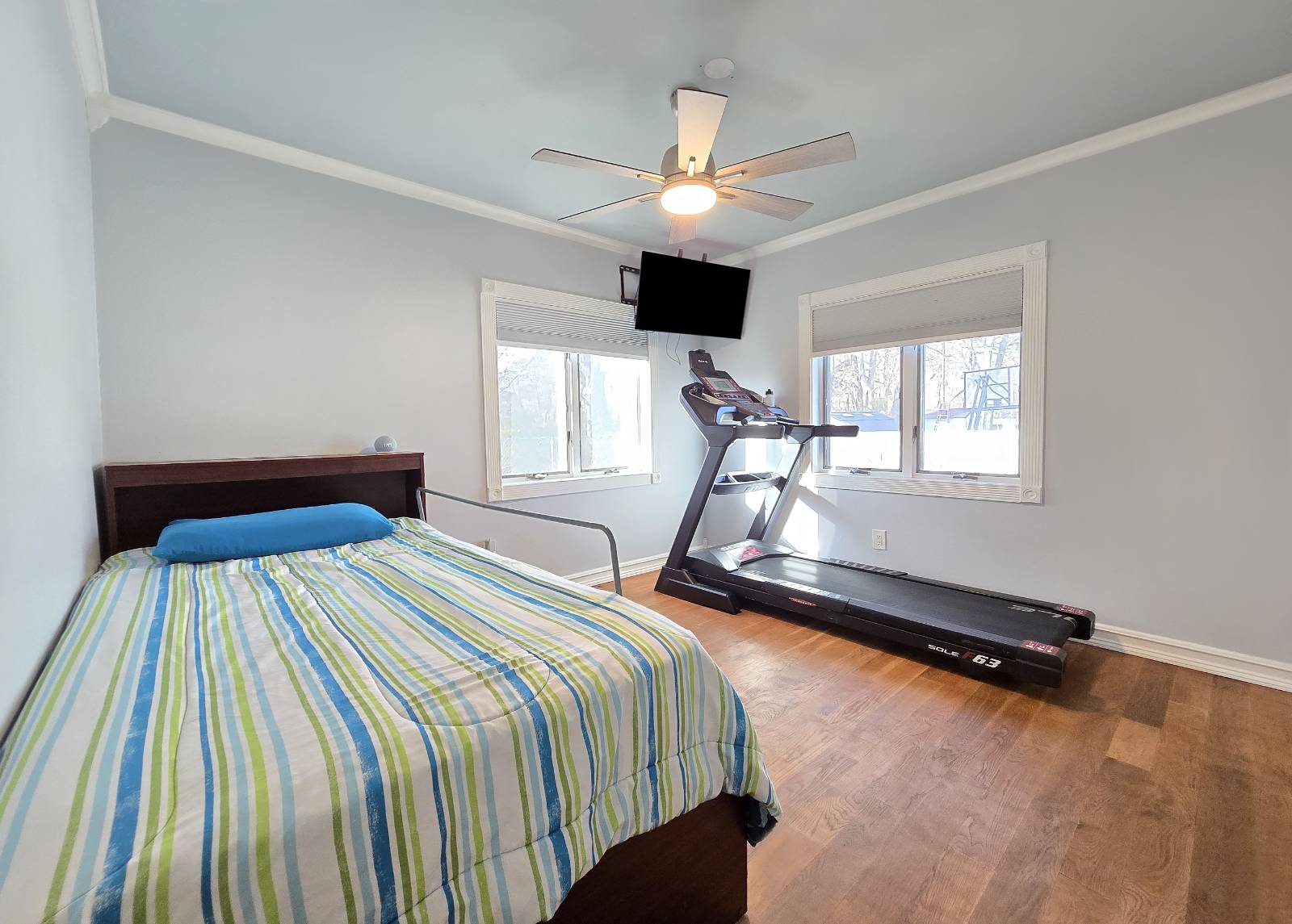 #12 photo, 116 Bellport Ave, Bellport , NY 11713