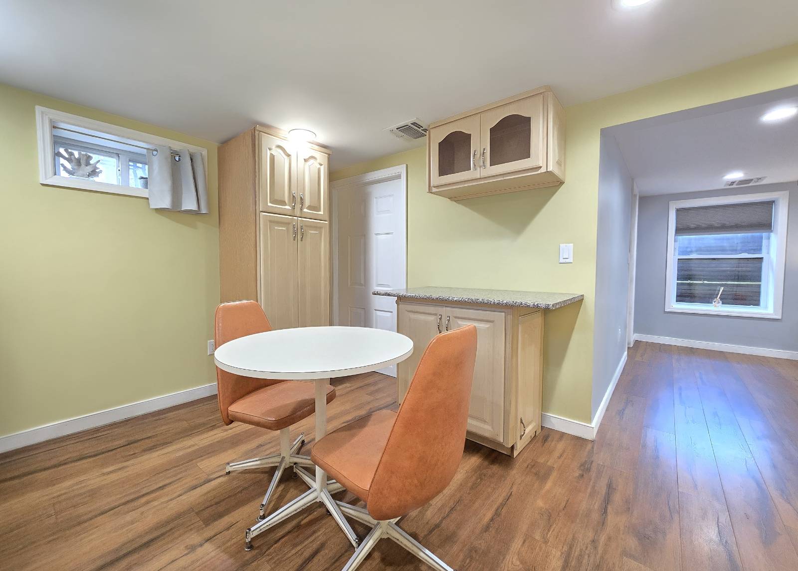 #21 photo, 116 Bellport Ave, Bellport , NY 11713