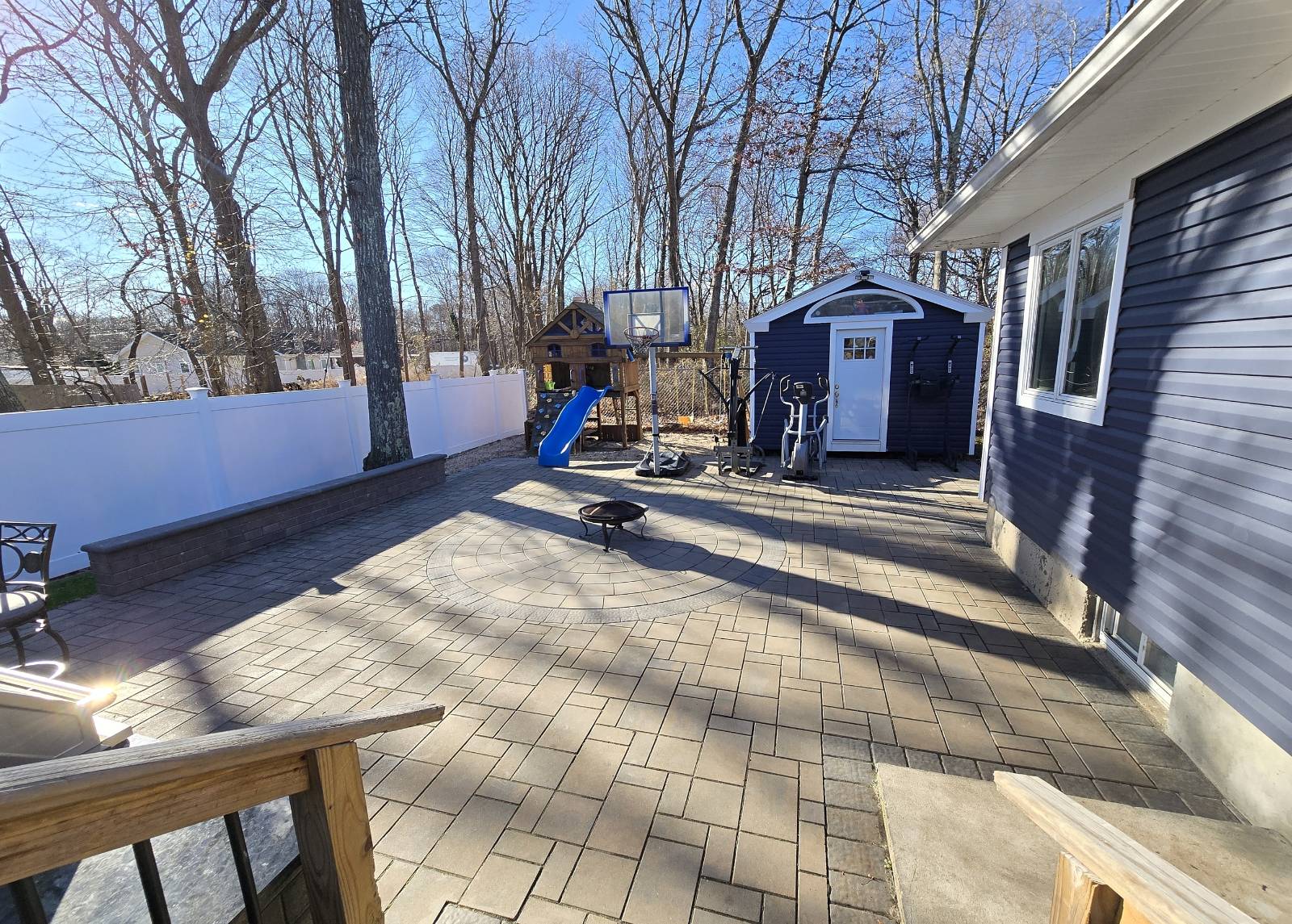 #25 photo, 116 Bellport Ave, Bellport , NY 11713