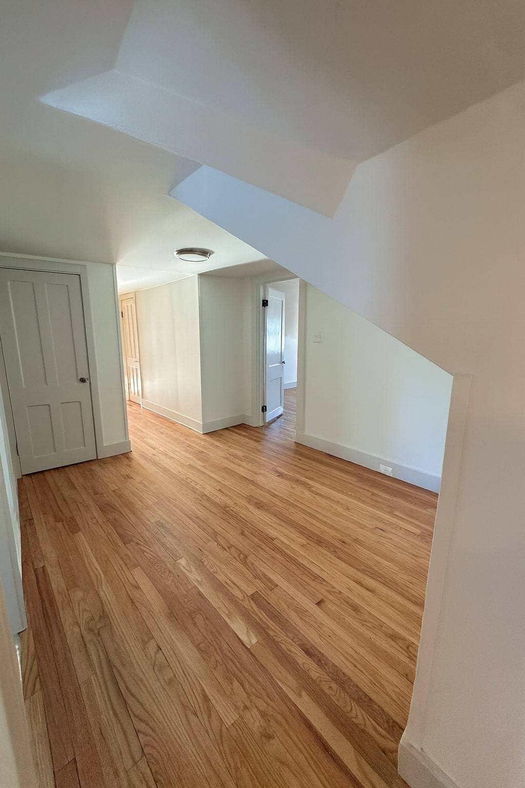 #2 photo, 107 Caroline St, #5, Saratoga Springs , NY 12866