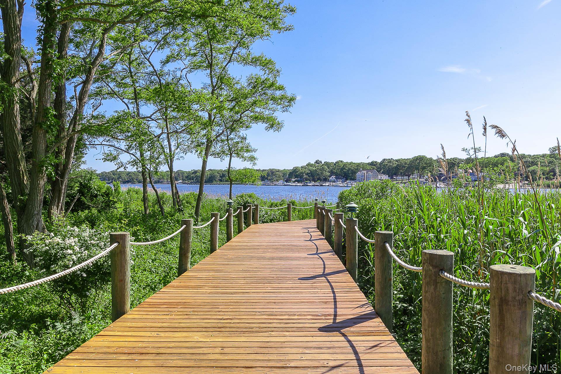 #35 photo, 477 Woodscreek Court, سوفولك Moriches , NY 11955