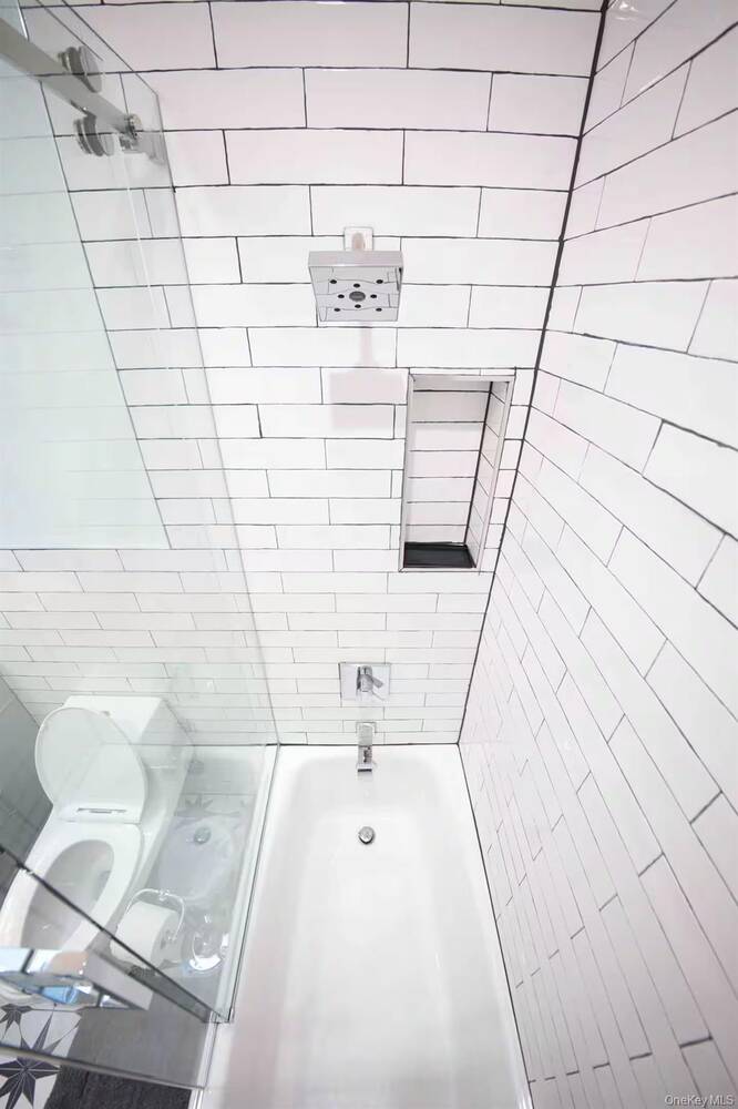 #15 photo, 1512 Nostrand Avenue, Brooklyn , NY 11226