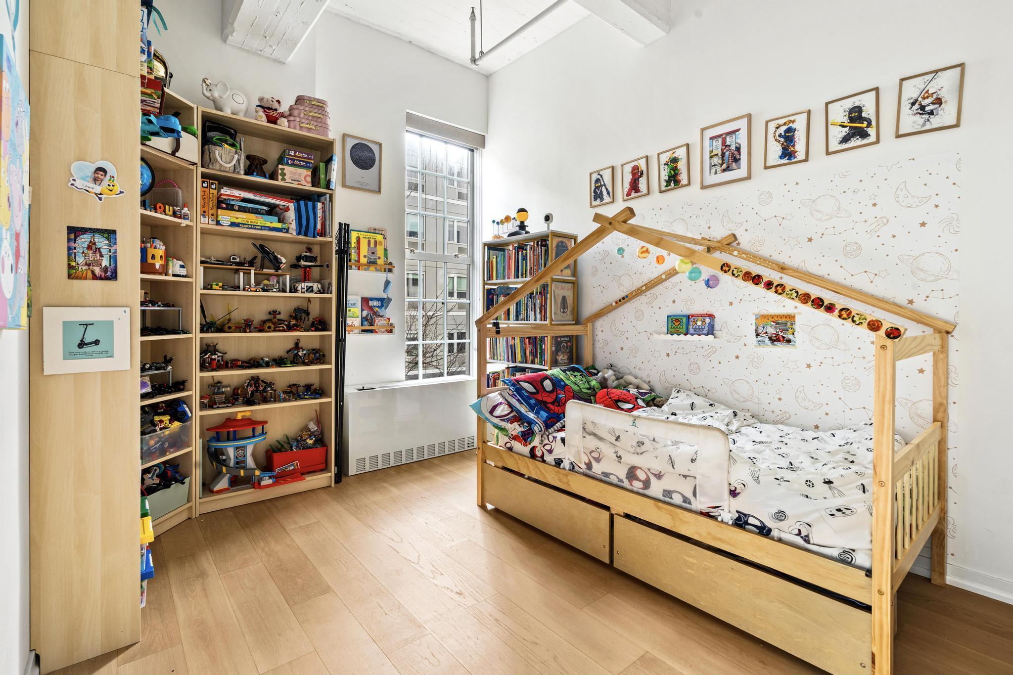 #8 photo, 184 Kent Avenue, Williamsburg , NY 11249