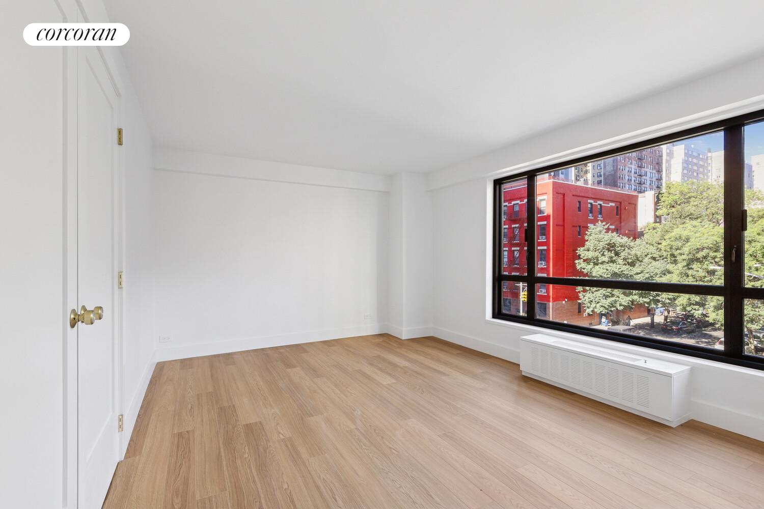 #10 photo, New York City, Yorkville , NY 10128