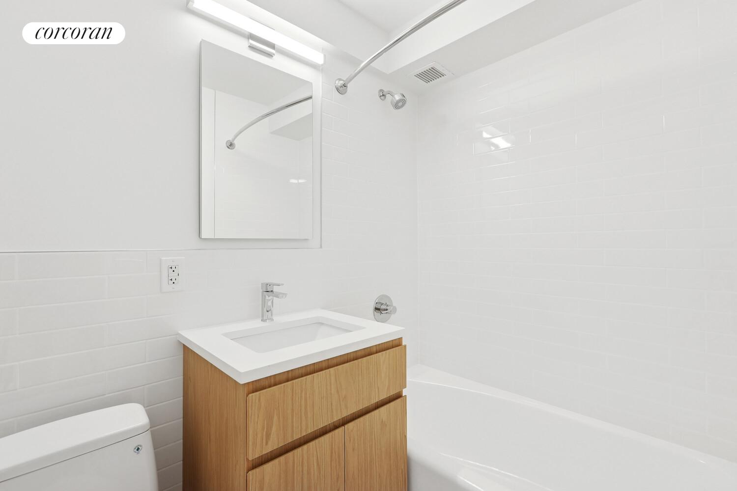 #11 photo, New York City, Yorkville , NY 10128