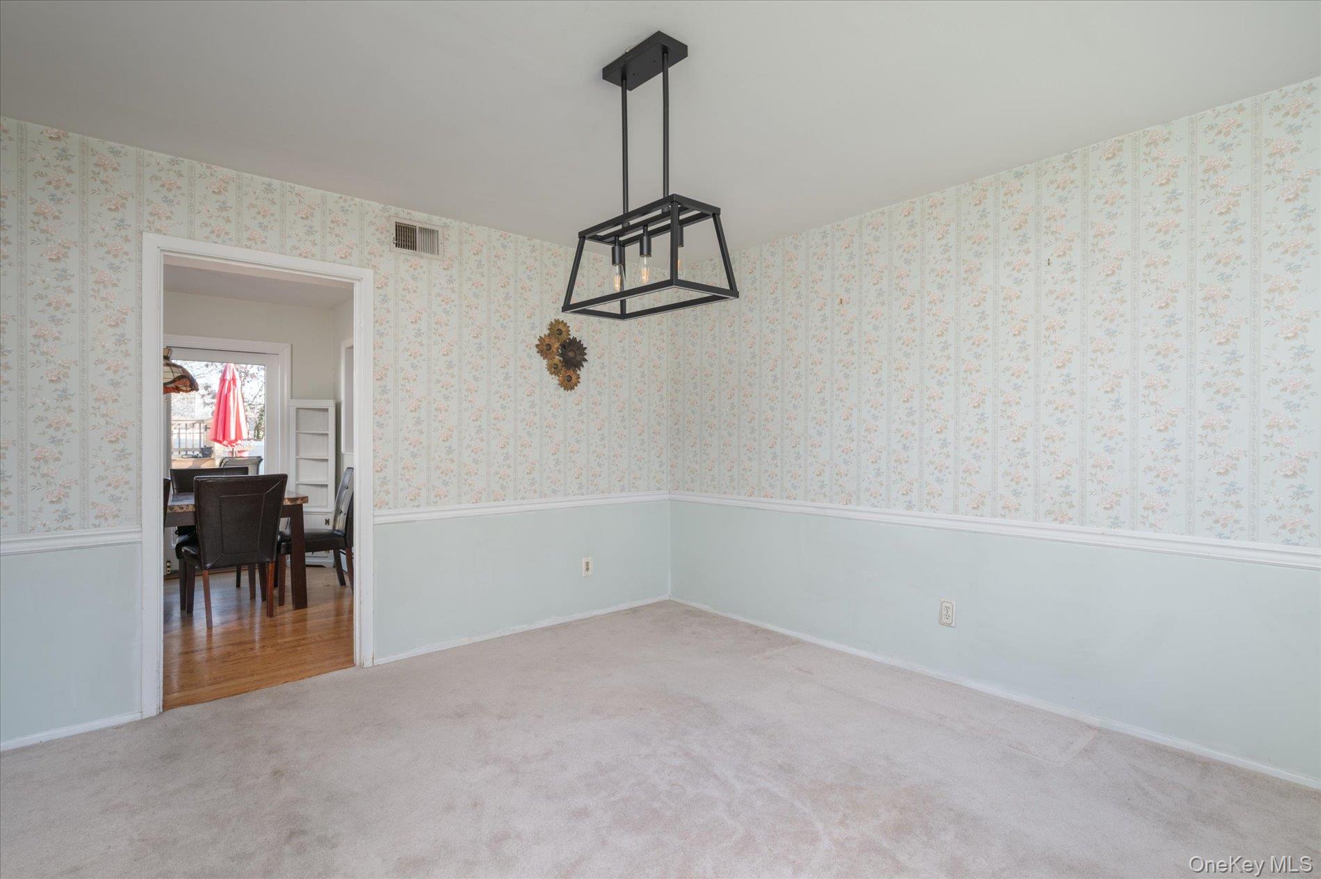 #11 photo, 123 Wedgewood Drive, Coram , NY 11727