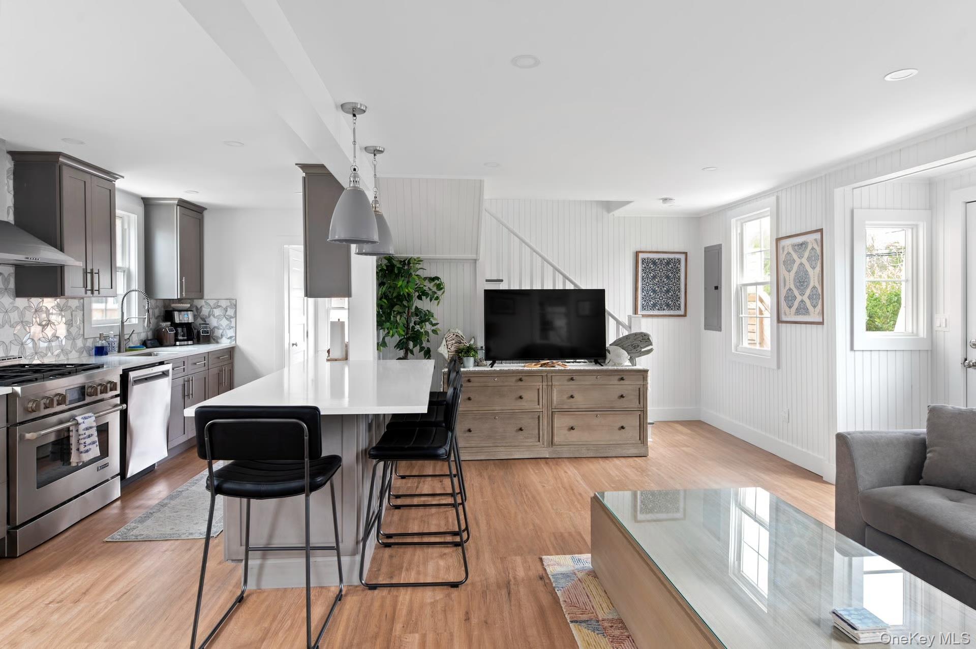 #4 photo, 906 Evergreen Walk, Ocean Beach , NY 11770