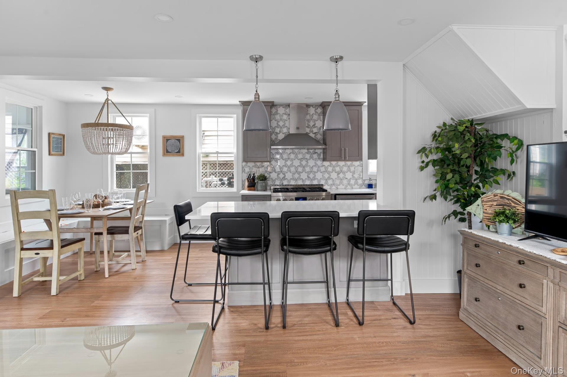 #5 photo, 906 Evergreen Walk, Ocean Beach , NY 11770