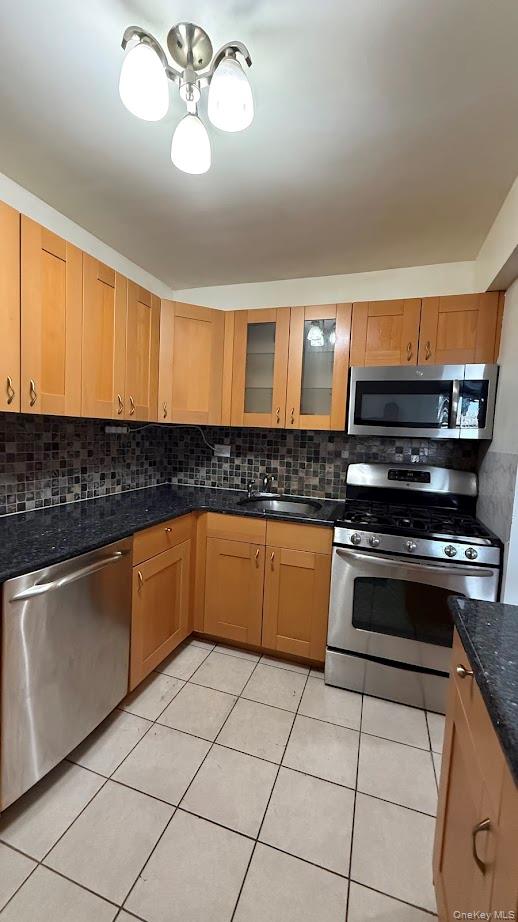 #6 photo, 63-11 Queens Boulevard, كوينز Woodside , NY 11347