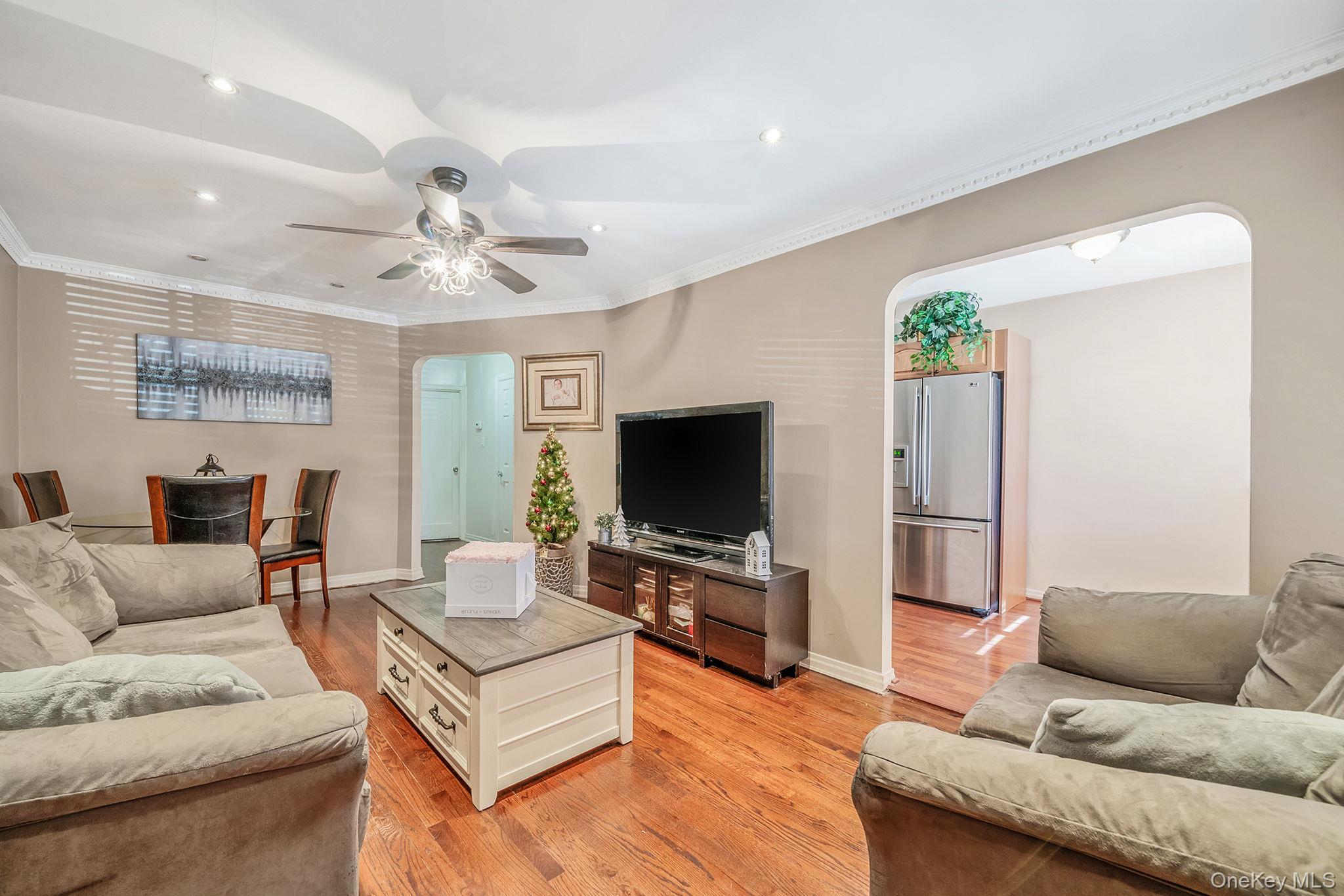 #12 photo, 8615 77th Avenue, Glendale , NY 11385