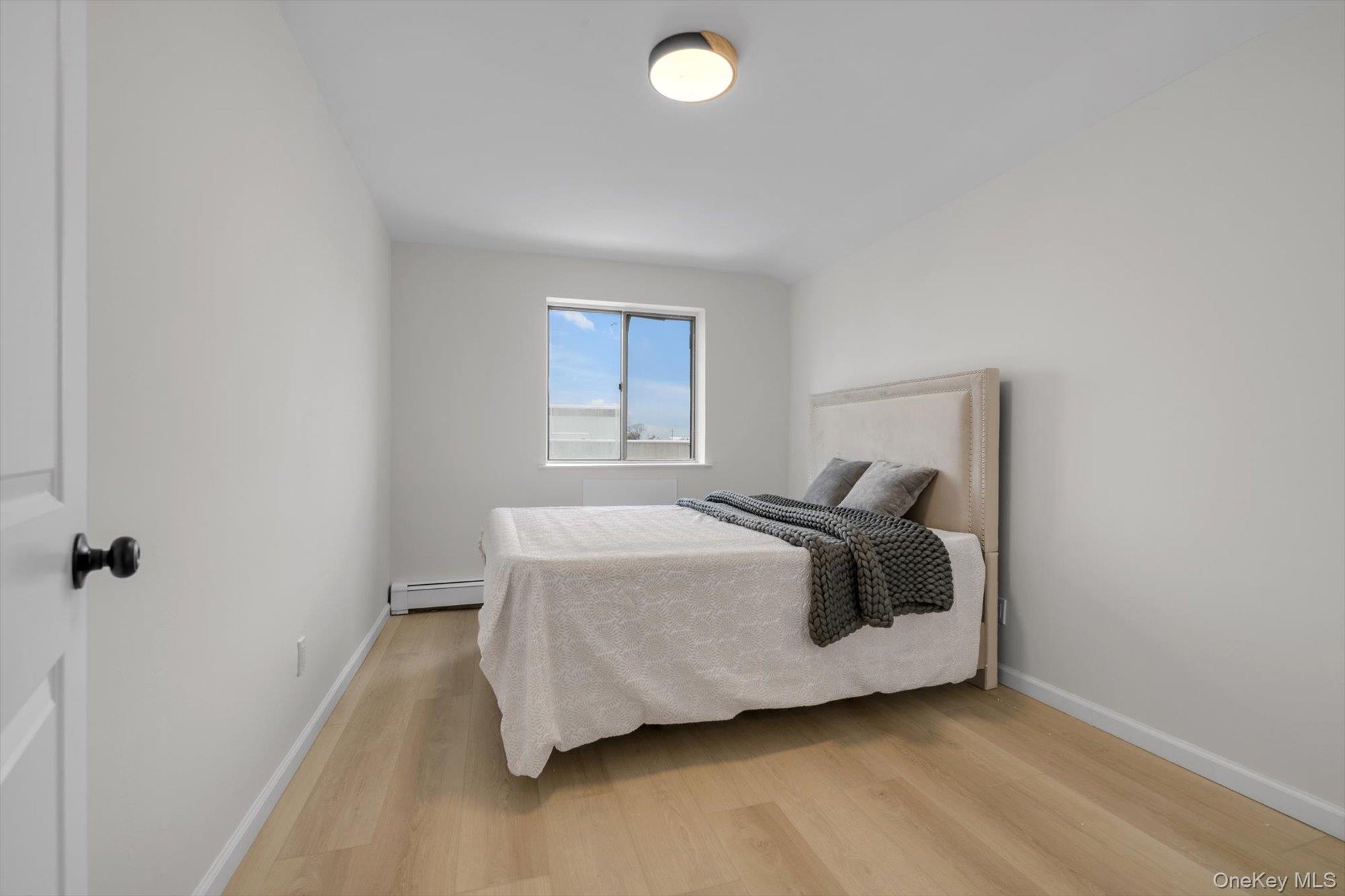 #12 photo, 4018 165th Street, Flushing , NY 11358