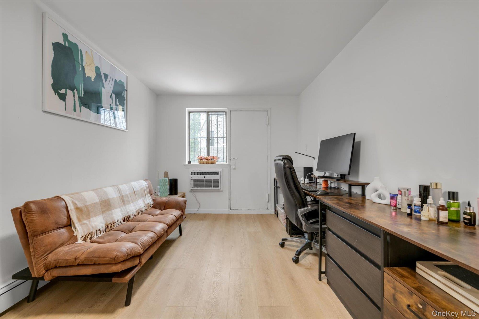 #2 photo, 4018 165th Street, Flushing , NY 11358