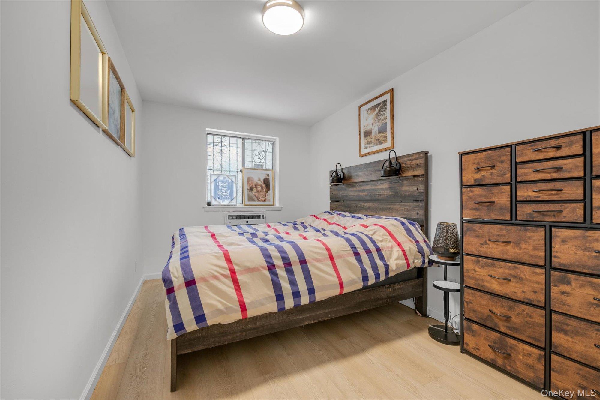 #7 photo, 4018 165th Street, Flushing , NY 11358