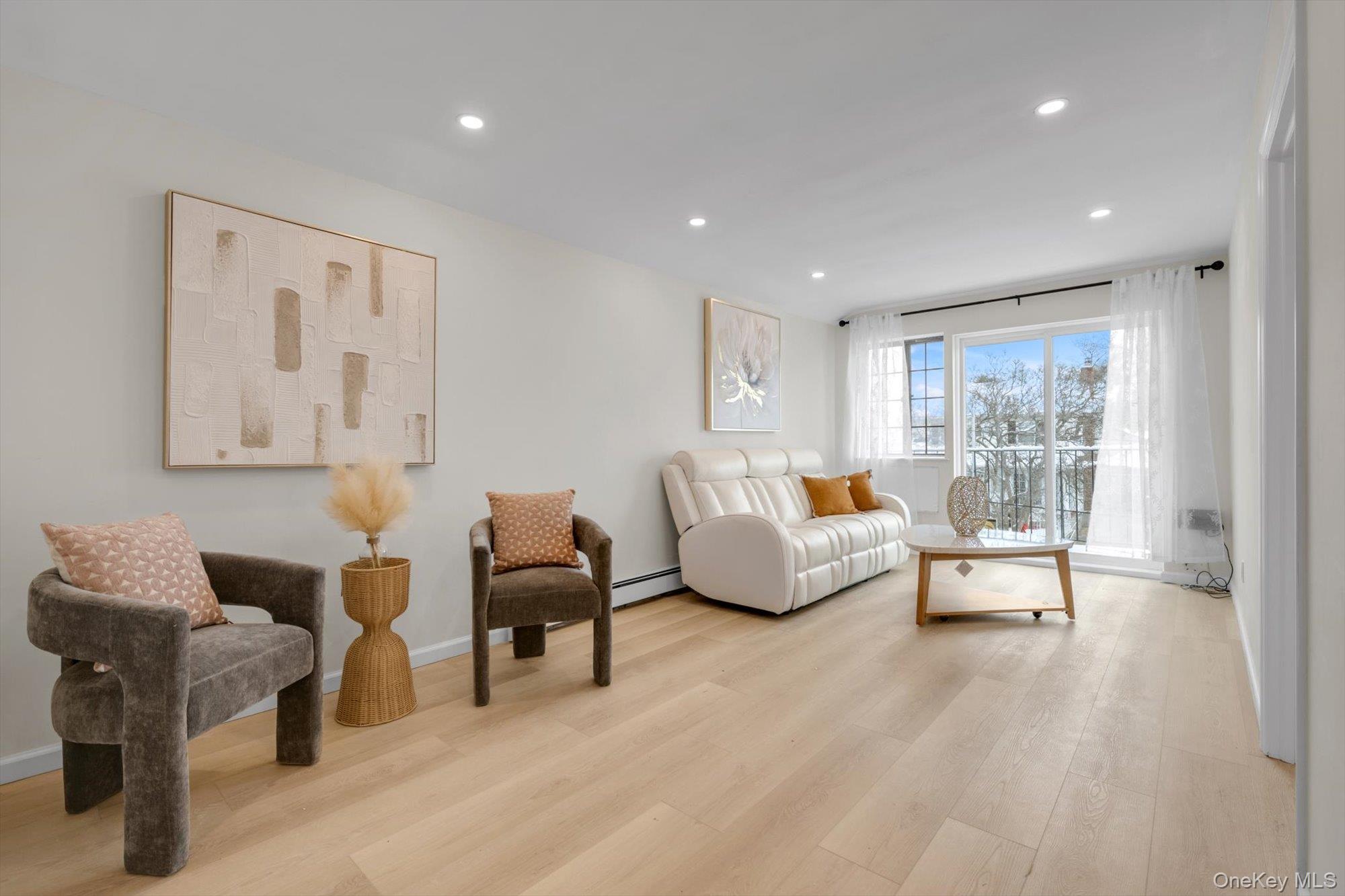 #8 photo, 4018 165th Street, Flushing , NY 11358