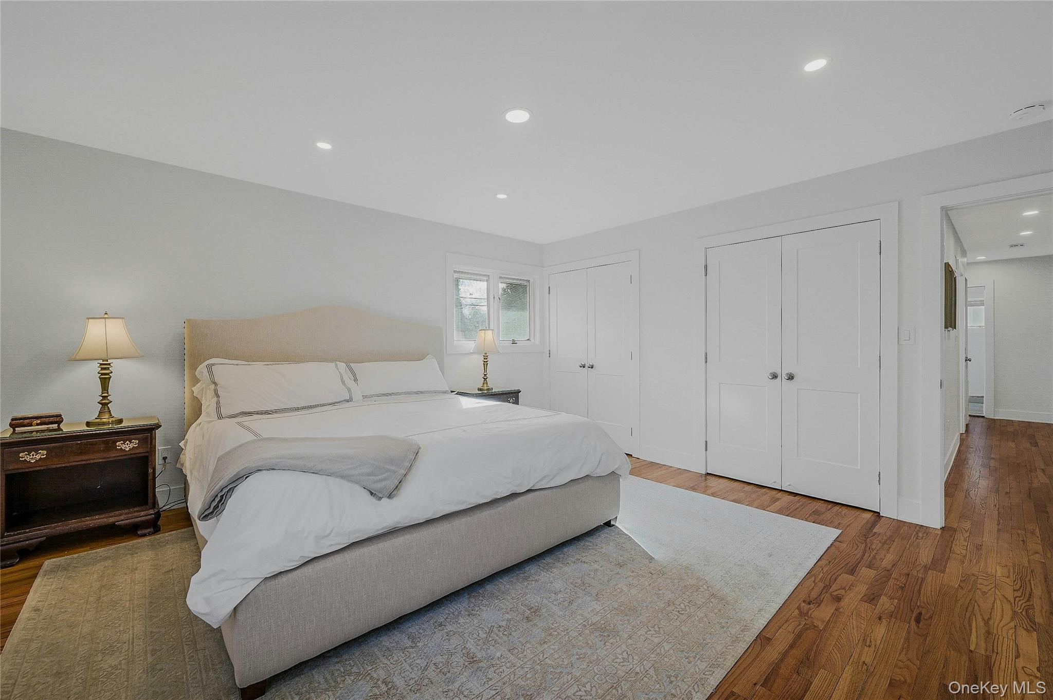 #11 photo, 3 Old Town Lane, מחוז סאפוק Huntington , NY 11743