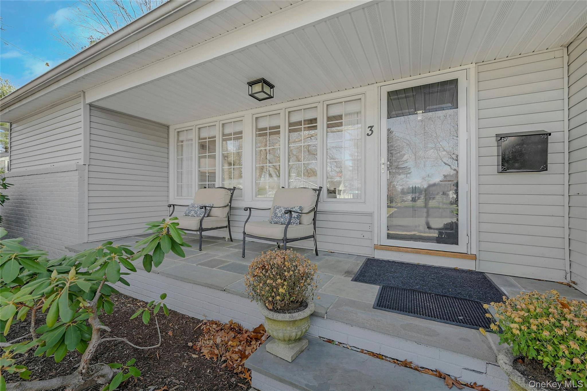 #3 photo, 3 Old Town Lane, מחוז סאפוק Huntington , NY 11743