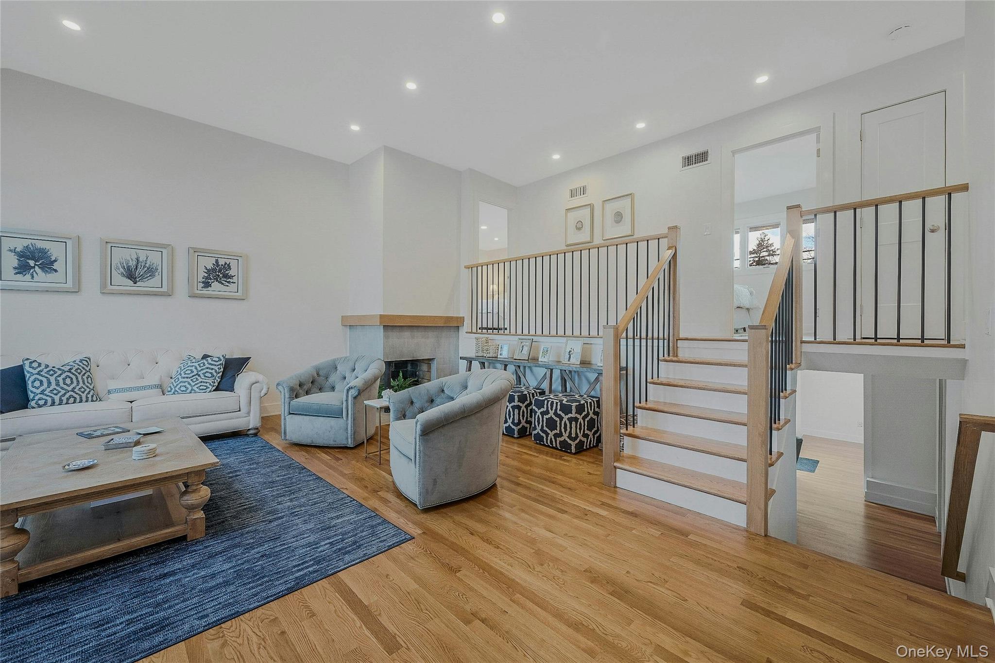 #4 photo, 3 Old Town Lane, מחוז סאפוק Huntington , NY 11743