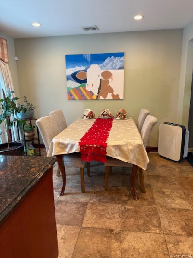 #14 photo, 90 Pacific Street, Нассау ‖ Massapequa Park , NY 11762