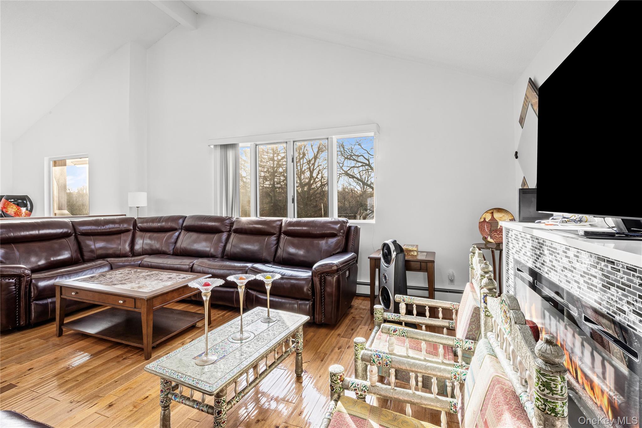 #5 photo, 902 Linden Avenue, নাসাউ কাউন্টি Westbury , NY 11590