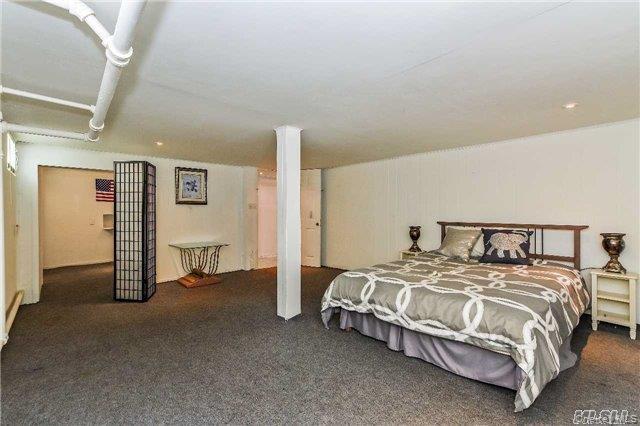 #13 photo, 49 Malden Avenue, Lynbrook , NY 11563