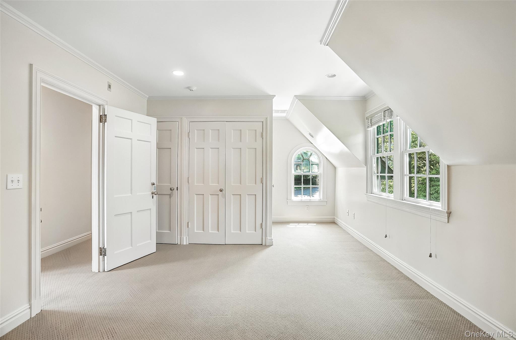 #17 photo, 6 Club Road, Rye , NY 10580