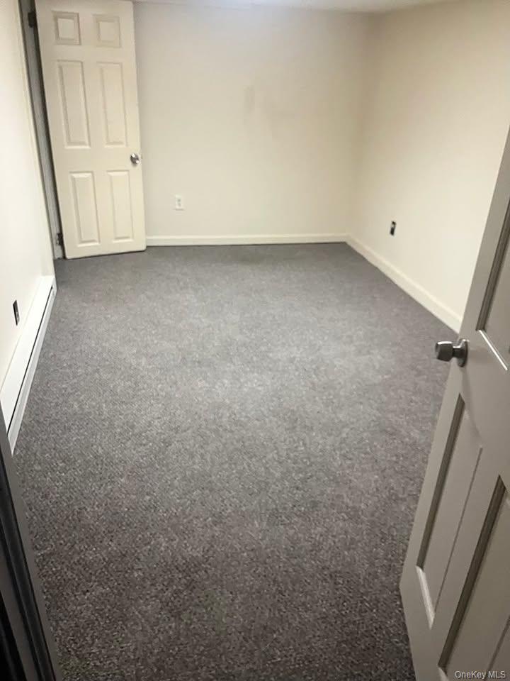 #4 photo, 35 Vernon Terrace, Poughkeepsie , NY 12601